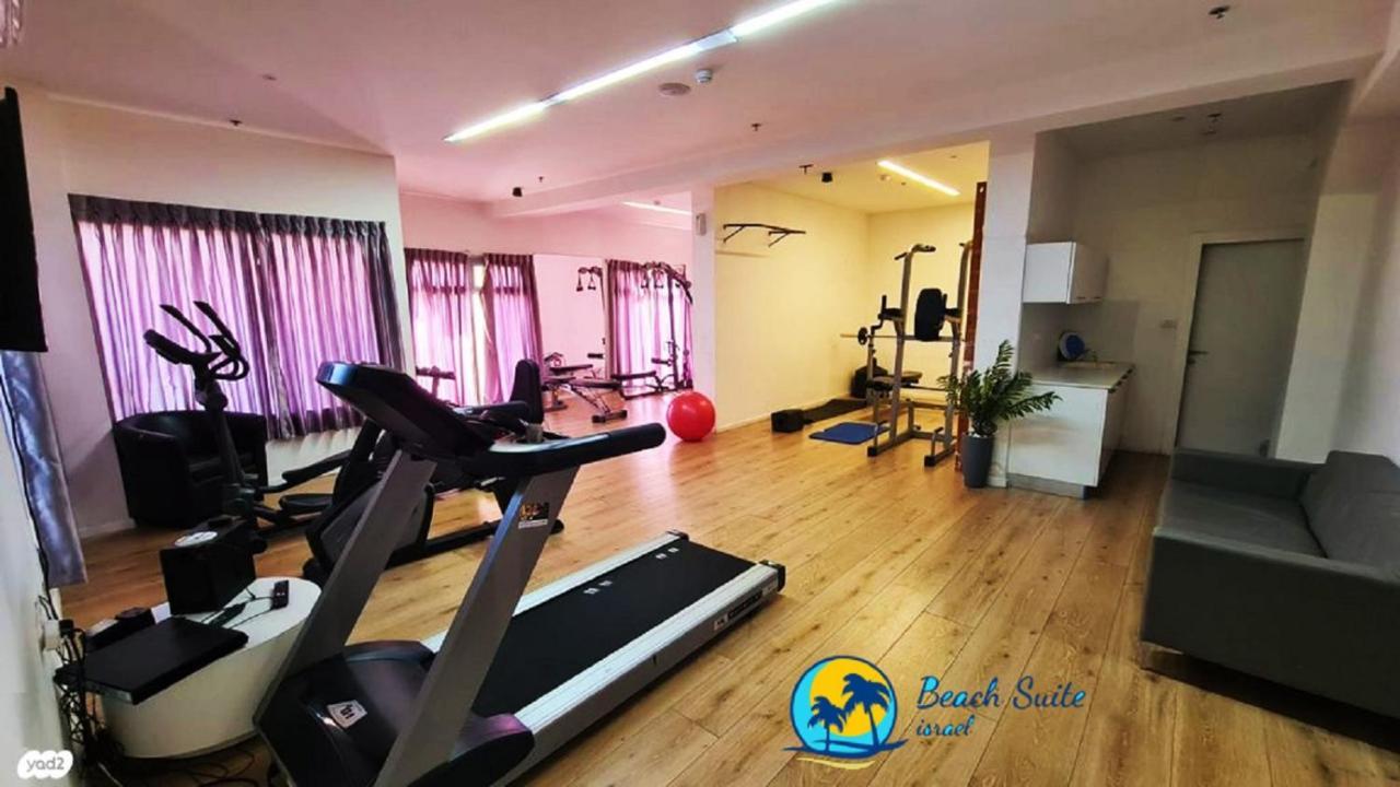 Beach Suite Israel- Private Jacuzzi Garden Suite & Gym, 3 Min Walk To Beach ביץ סוייט ישראל- ג'קוזי פרטי בגינה 3 דקות הליכה לים וחדר כושר Ashkelon Bagian luar foto