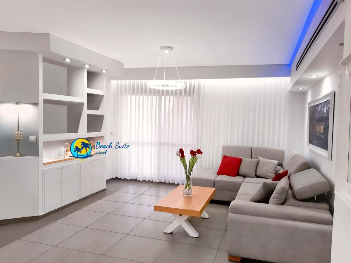 Beach Suite Israel- Private Jacuzzi Garden Suite & Gym, 3 Min Walk To Beach ביץ סוייט ישראל- ג'קוזי פרטי בגינה 3 דקות הליכה לים וחדר כושר Ashkelon Bagian luar foto