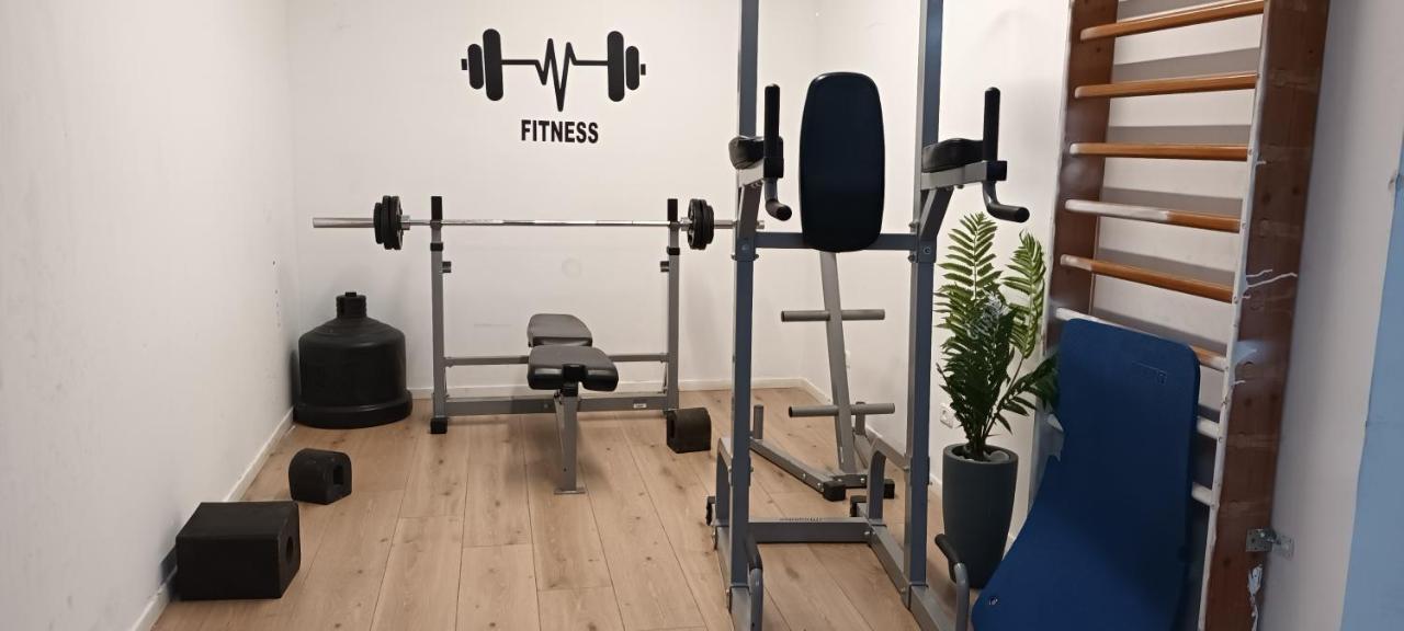 Beach Suite Israel- Private Jacuzzi Garden Suite & Gym, 3 Min Walk To Beach ביץ סוייט ישראל- ג'קוזי פרטי בגינה 3 דקות הליכה לים וחדר כושר Ashkelon Bagian luar foto